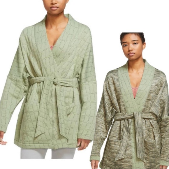 Nike Yoga Therma-FIT Luxe Jacquard Top Reversible Oil Sage Green Size XL NWT - Picture 4 of 14